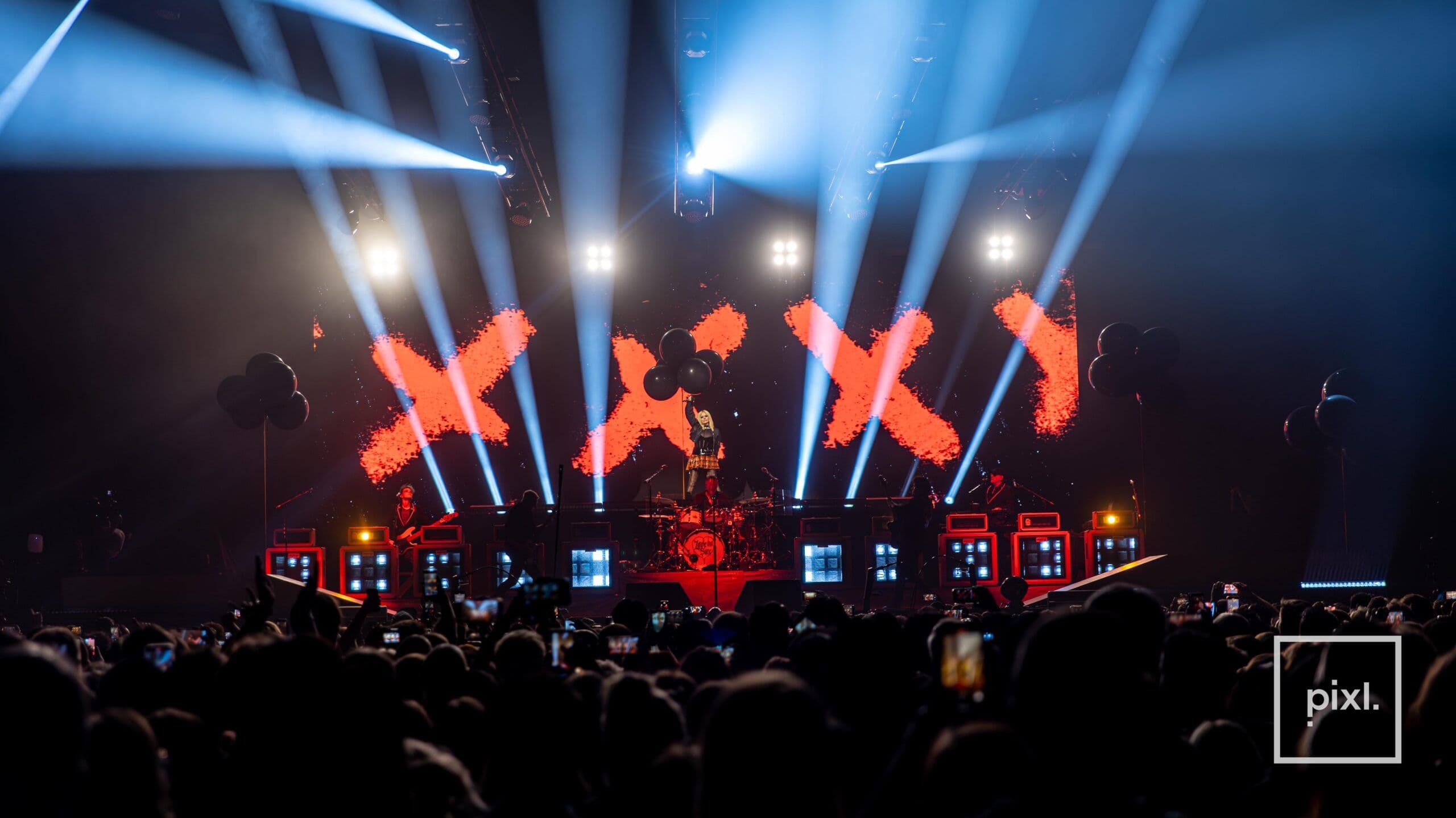 Pixl Evolution x Avril Lavigne ‘Love Sux’ European Tour 2023